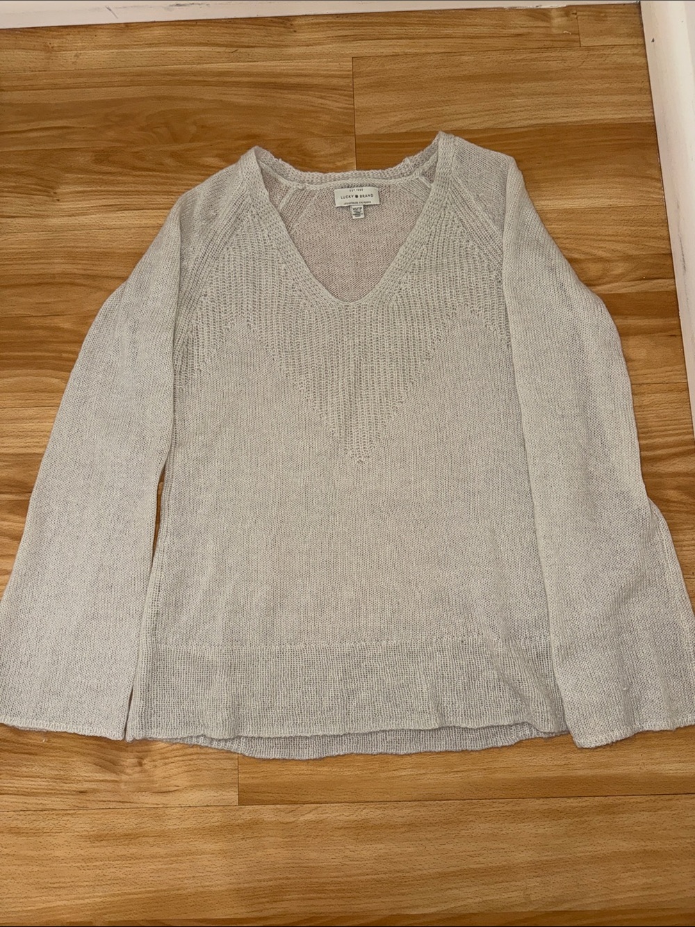 Lucky Brand Cream V-Neck Knit Sweater